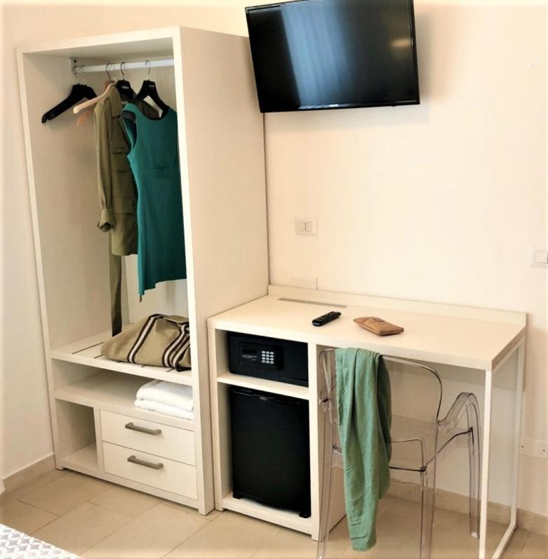 Hotel Villa Eleonora Scauri  Eksteriør billede