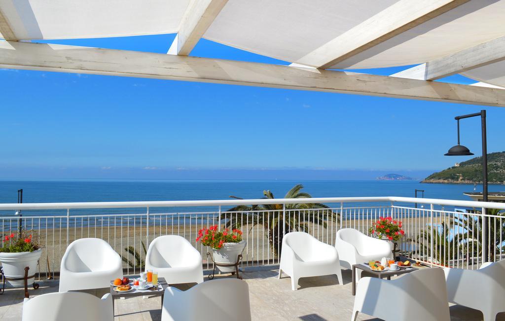 Hotel Villa Eleonora Scauri  Eksteriør billede
