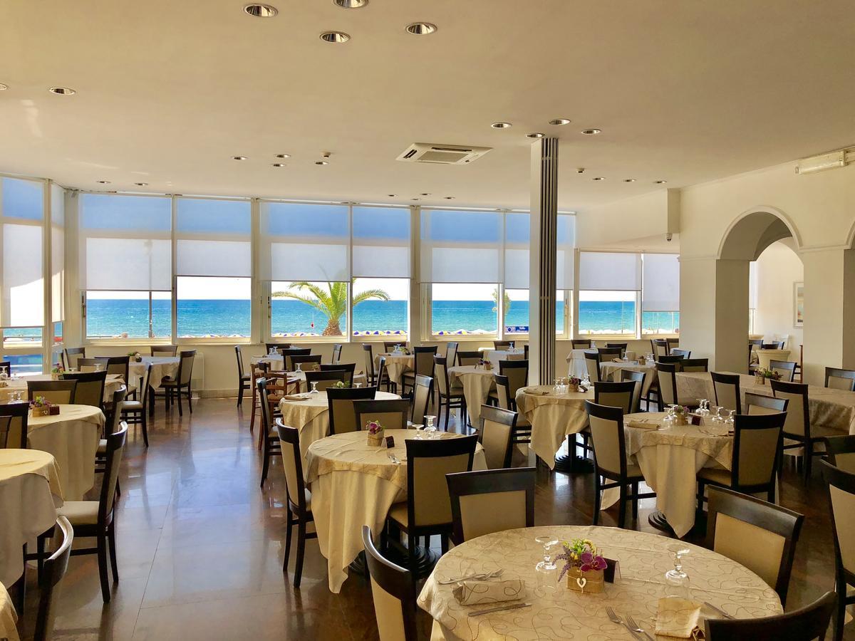 Hotel Villa Eleonora Scauri  Eksteriør billede